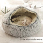 Plush calming bed designed for cats and dogs